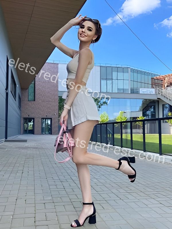 София — Ноябрьск